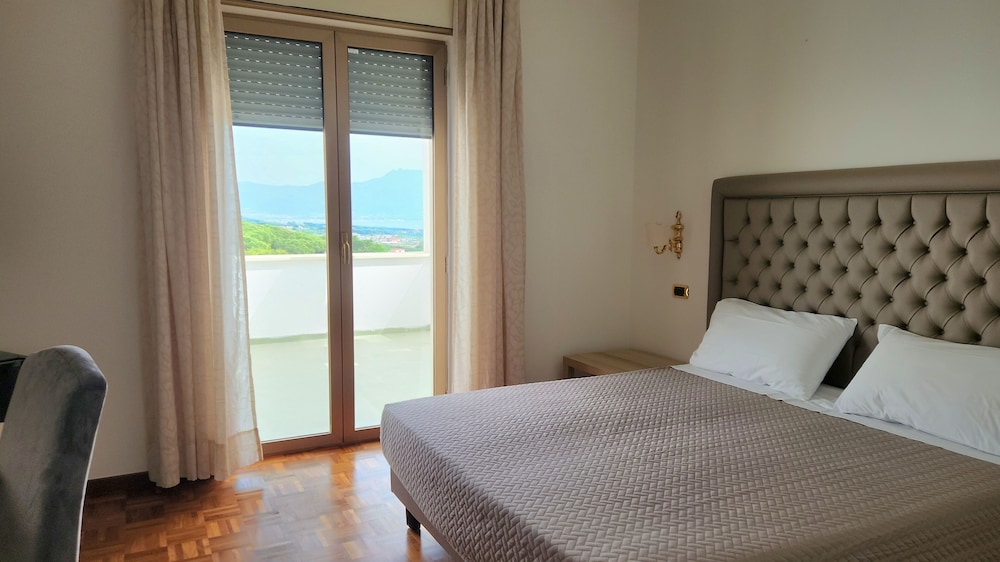 Premium Double or Twin Room photo 1