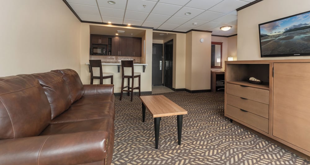 Superior Suite, 1 King Bed with Sofa bed photo 1