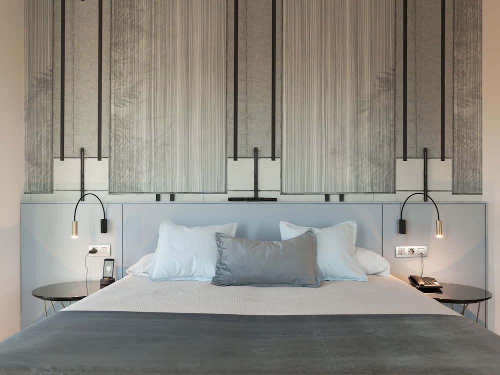 Family Suite, 1 Queen Bed with Sofa bed, Sea View