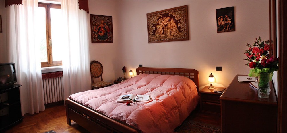 Double Room - Photo 7