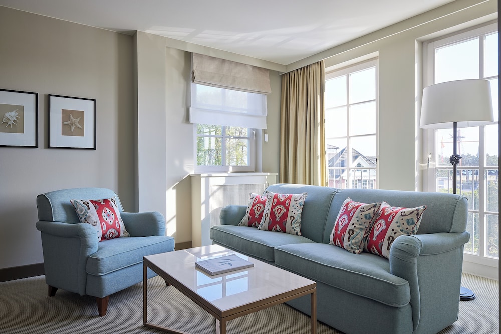 Comfort Room, Oceanfront