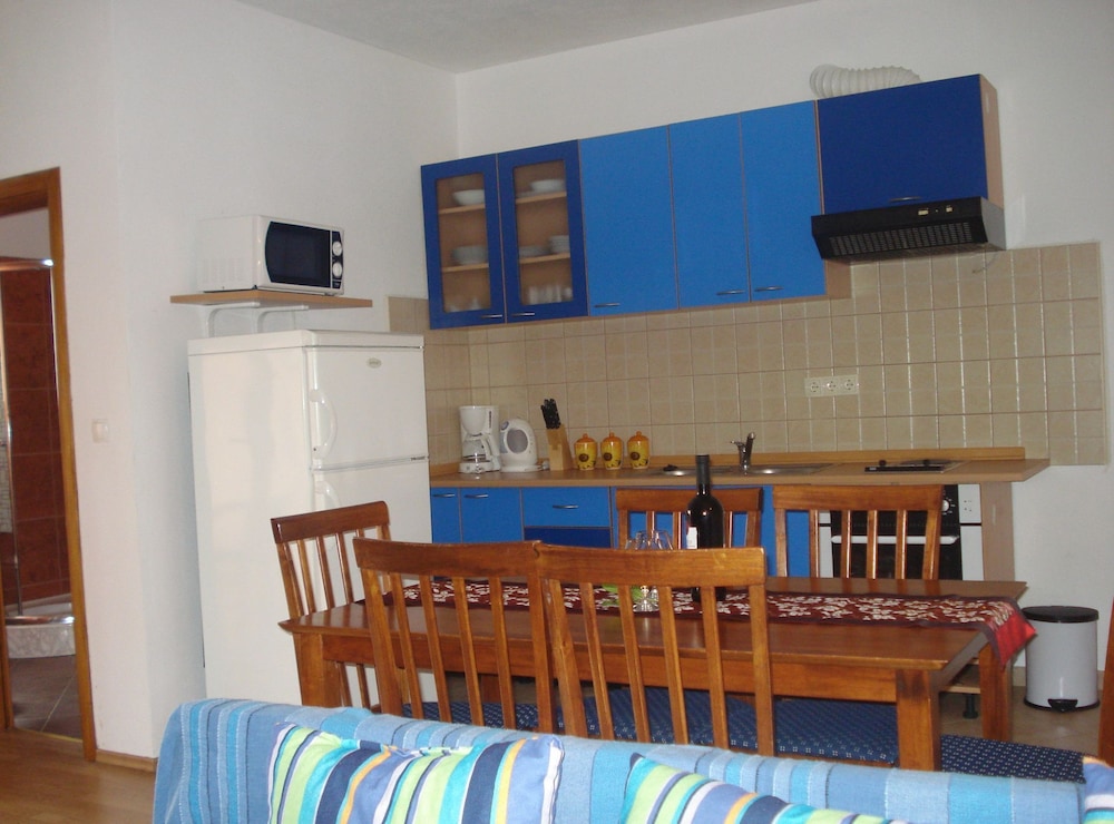 Apartment (Two Bedroom Apartment Luna 2) photo 3