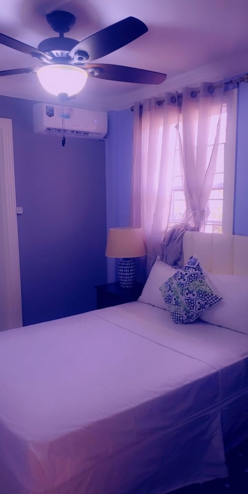 Deluxe Apartment photo 1