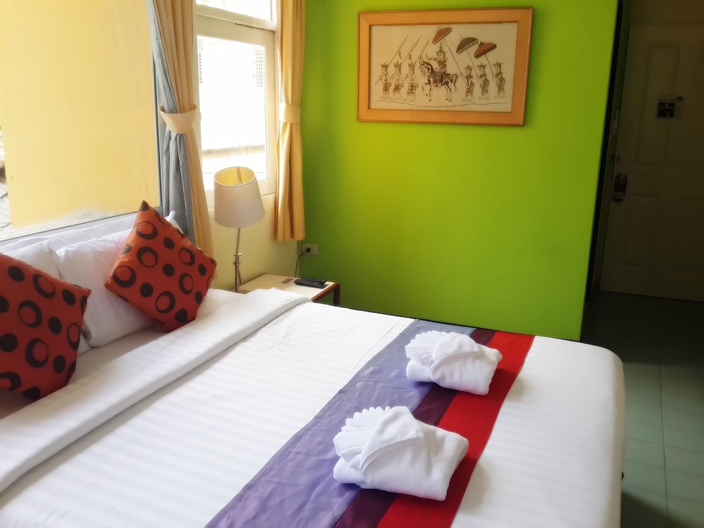 Superior Room, 1 Queen Bed photo 1