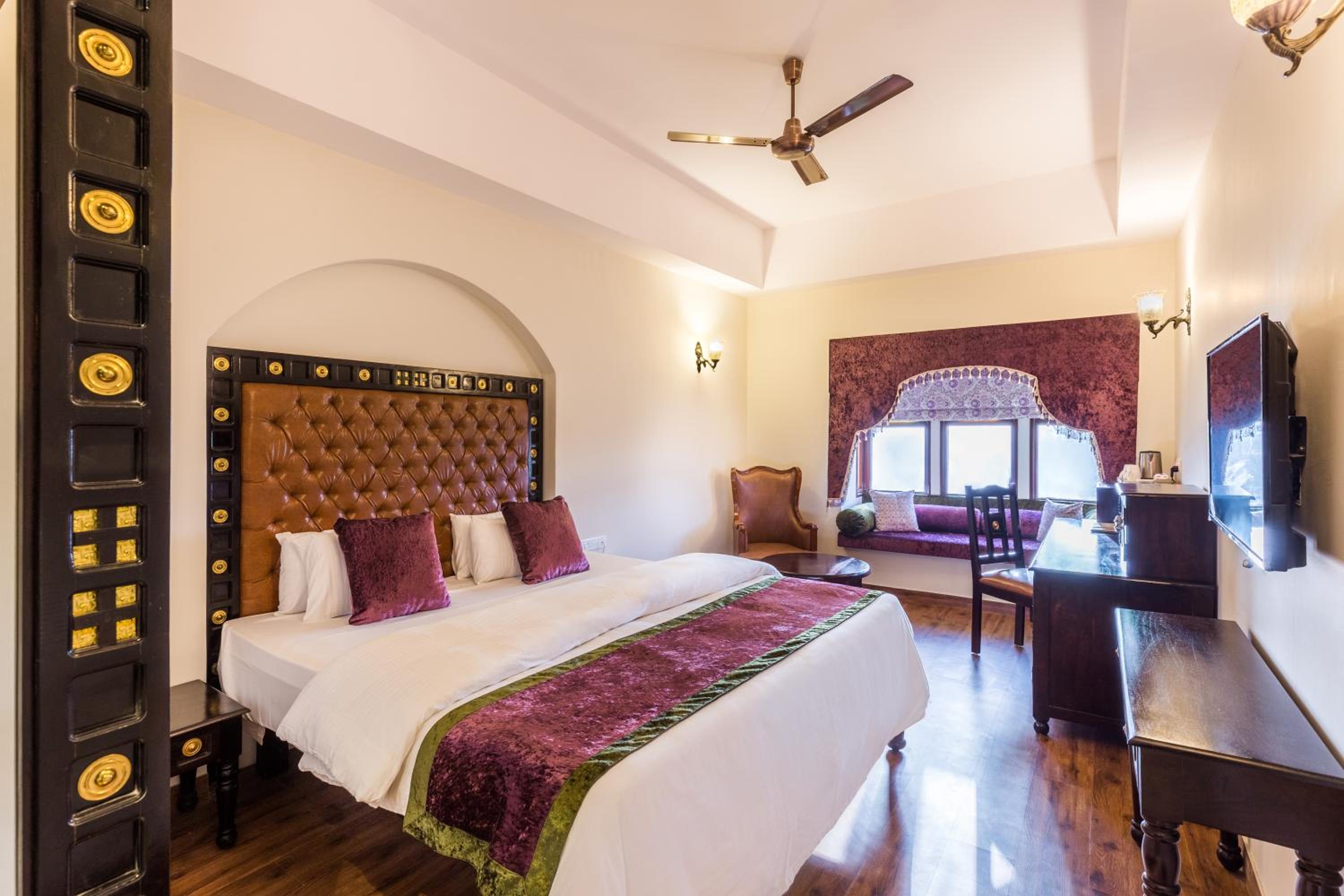 Superior Rooms- 1 Double Bed - Photo 2