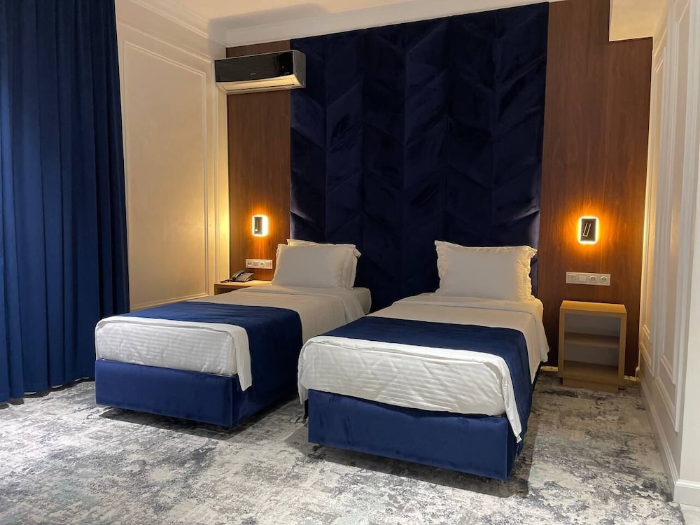 Premium Double or Twin Room photo 1