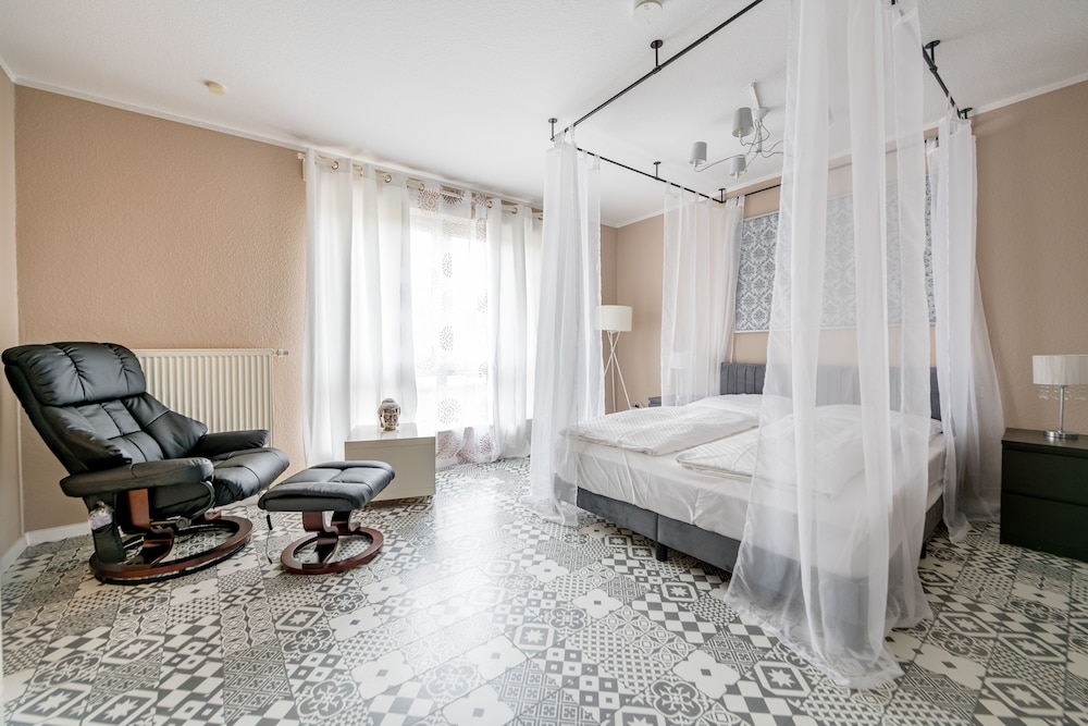Junior Apartment