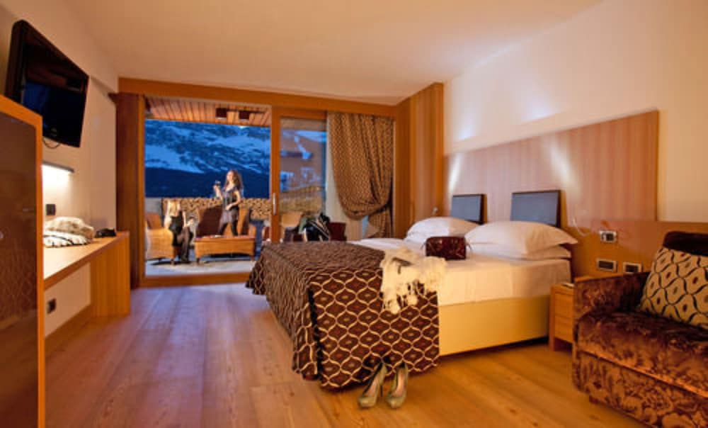 Superior Triple Room, Mountain View