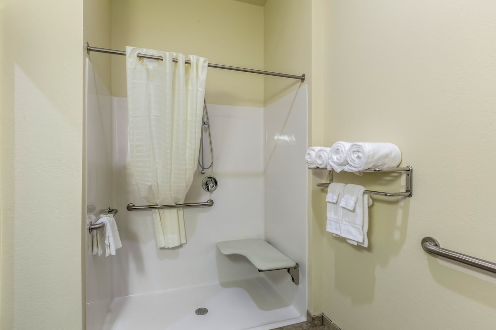 Cobblestone Hotel & Suites - Stevens Point, 사진 3