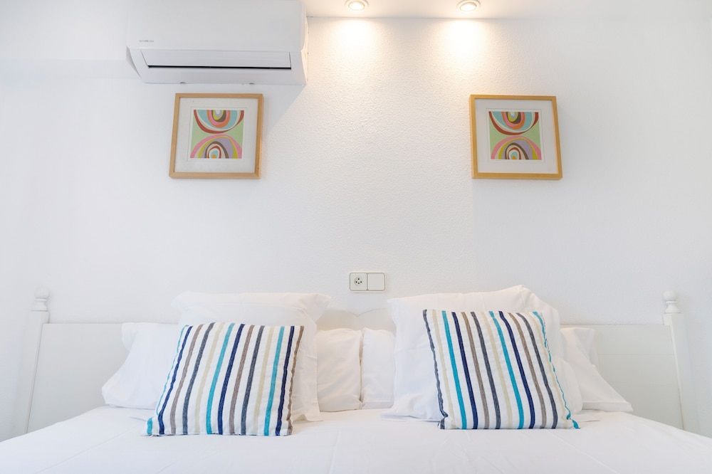 Suite, Balcony, Pool View (2 adults)