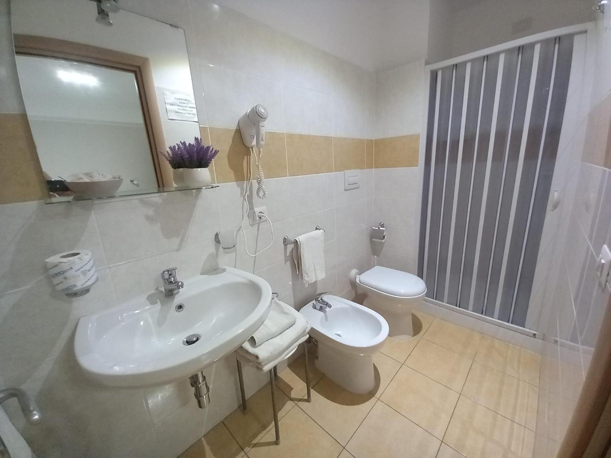 Deluxe Triple Room with Sea View photo 2