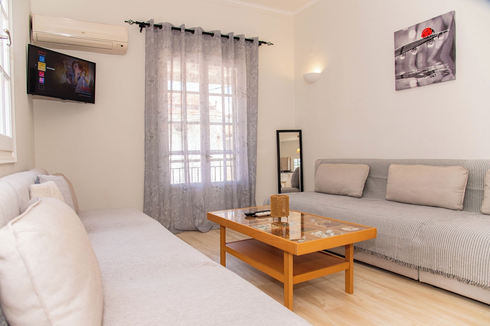 Family Apartment photo 1