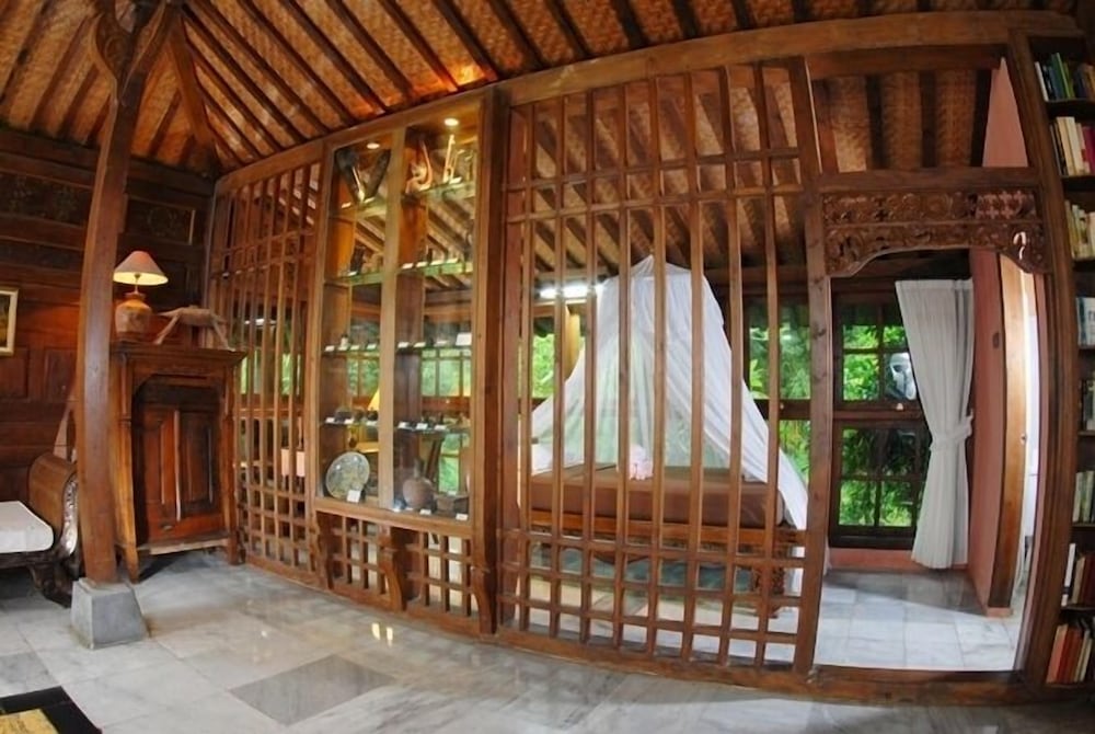 Villa (Joglo 4) photo 2