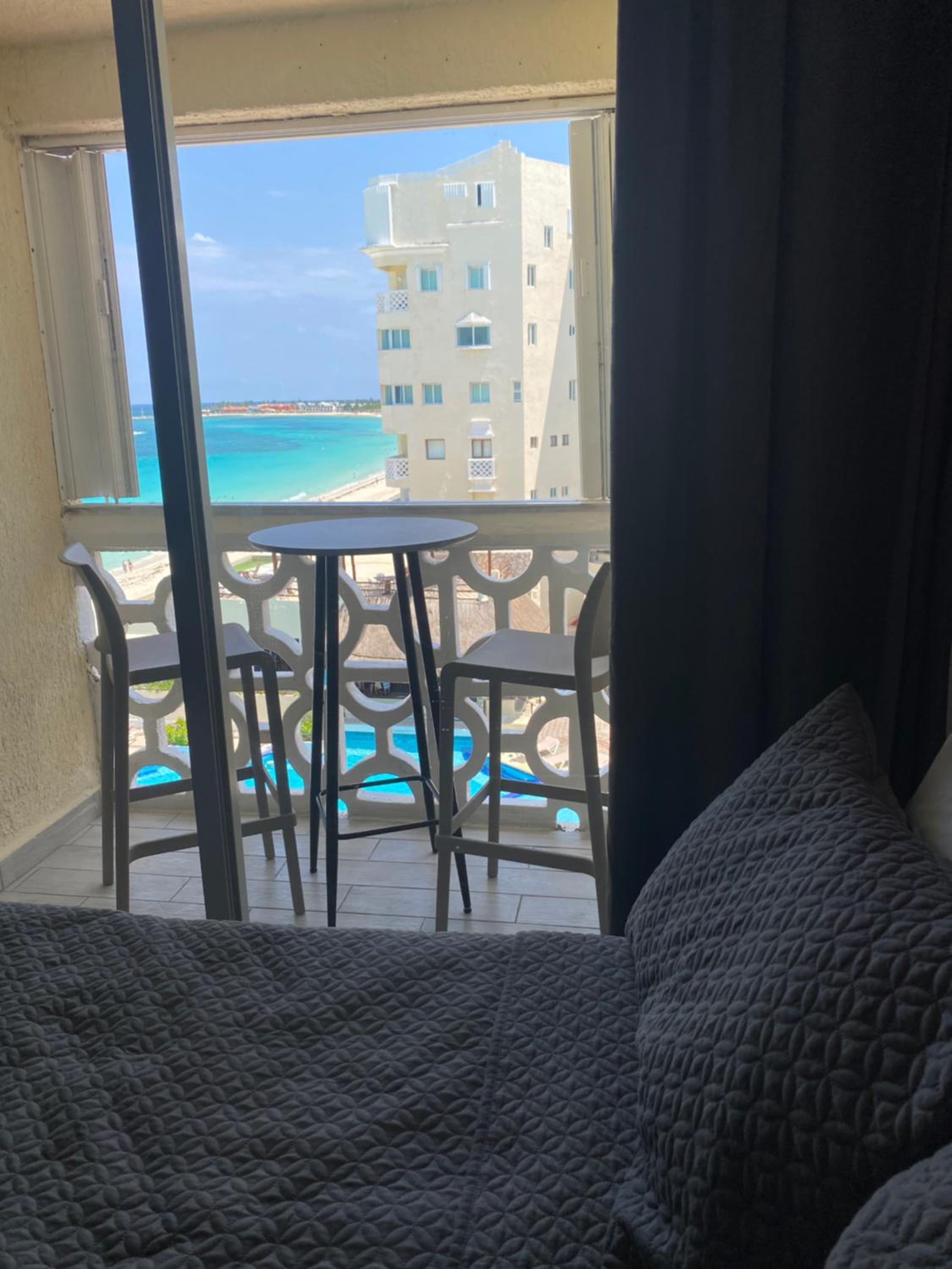 Studio Apartment with Sea View photo 2