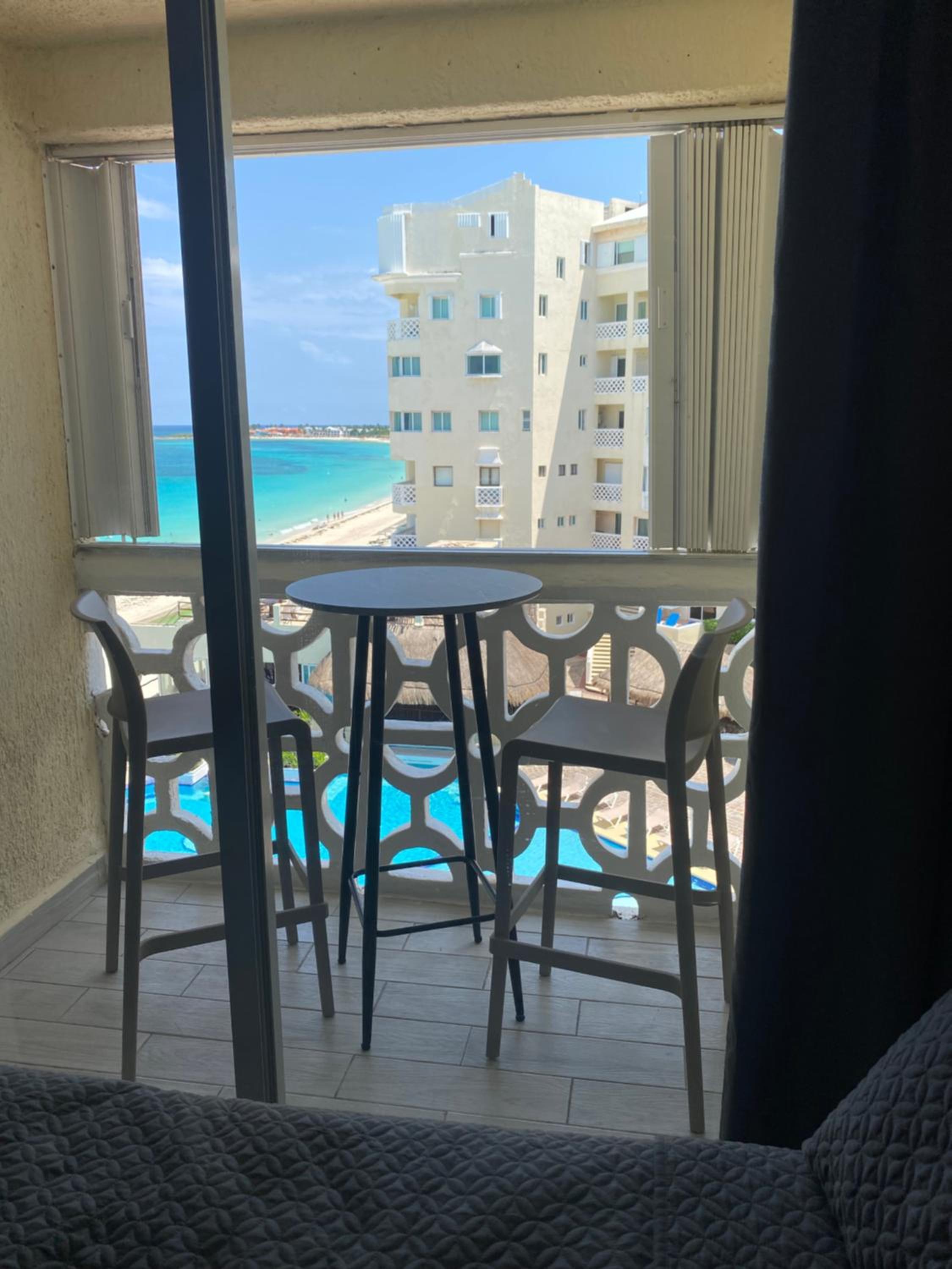 Studio Apartment with Sea View photo 3