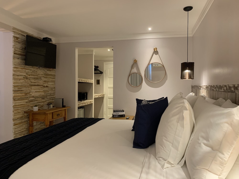 Studio Suite, Hot Tub, Sea View photo 2