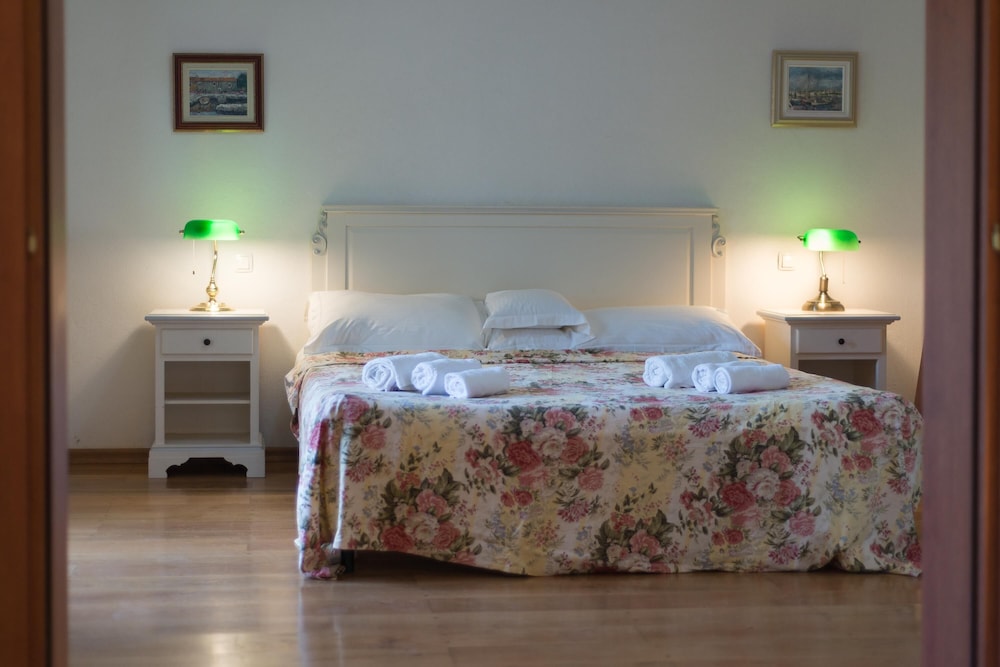 Luxury Apartment, 1 Bedroom (Pirak)