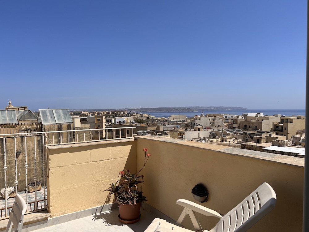 Superior Penthouse, Terrace, Sea View photo 3