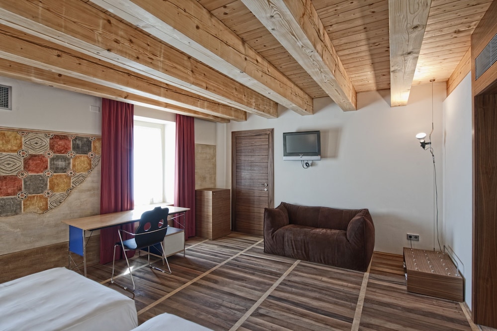 Junior Suite Triple photo 3