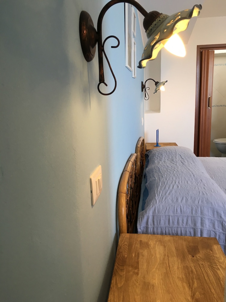 ROOM 05 VISTA MARE