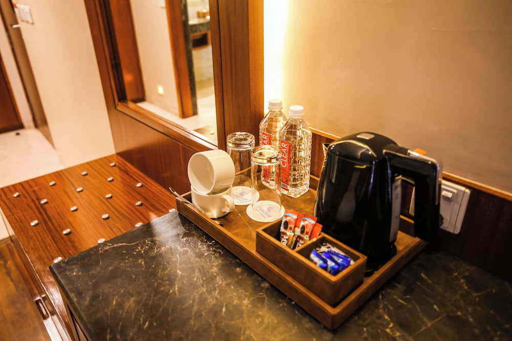 Deluxe Room - Photo 3