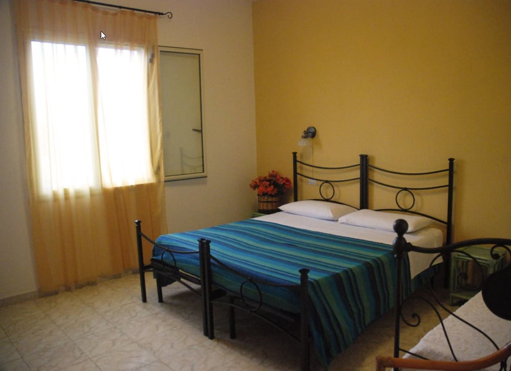 Deluxe Triple Room photo 1