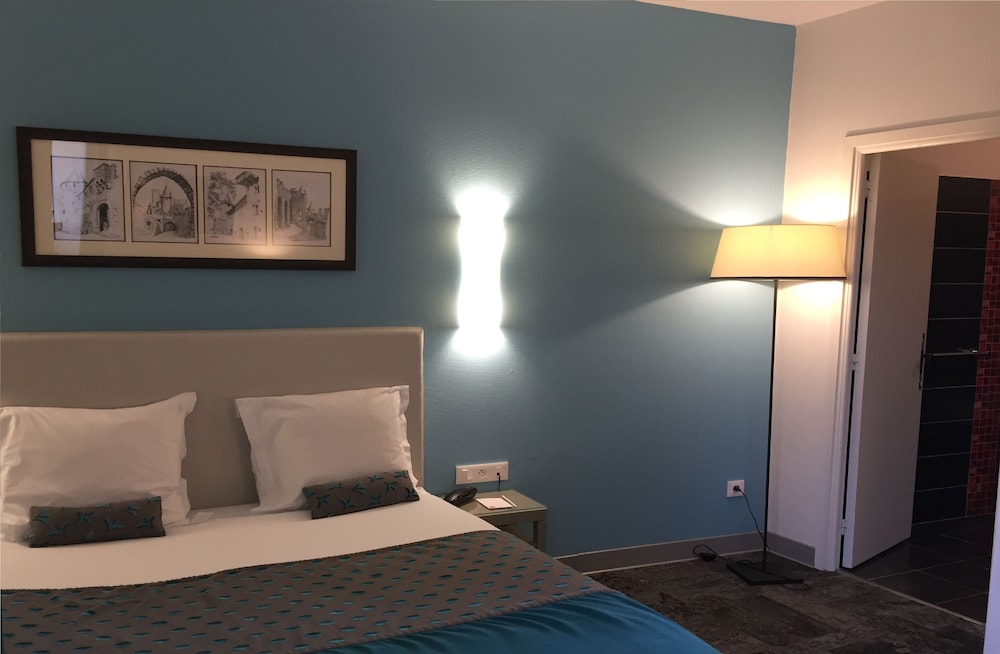 Superior Double Room, Private Bathroom, Garden Area - Photo 4