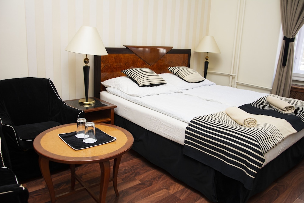 Double Room Single Use