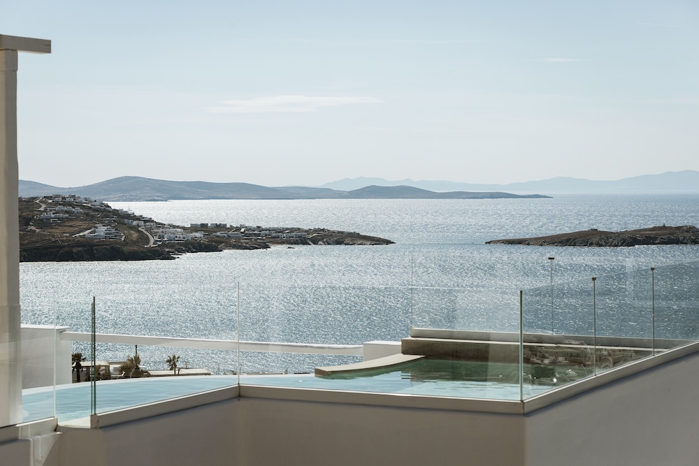 Honeymoon Suite, Private Pool, Sea View - Photo 11