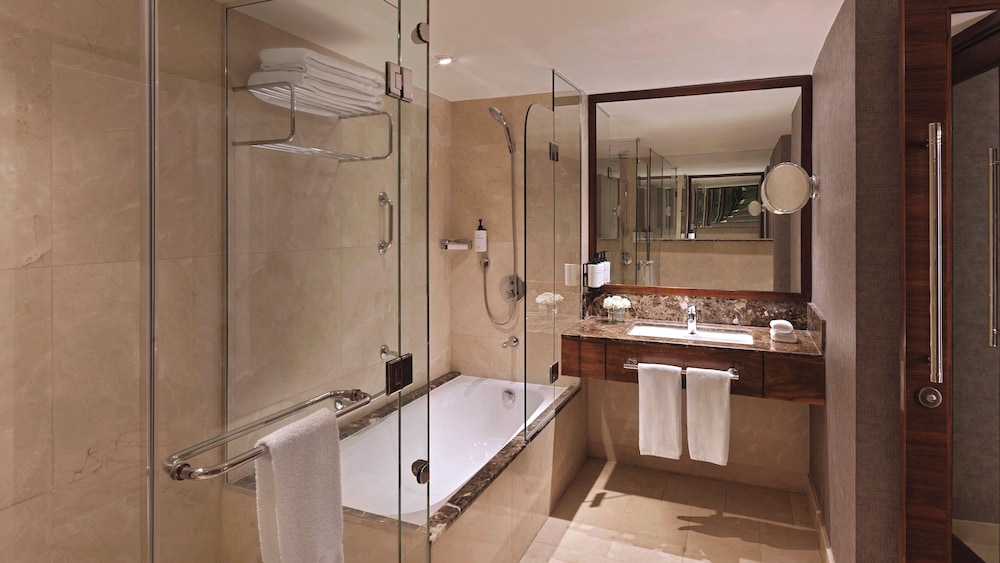 Premium Suite, 1 Bedroom - Photo 2