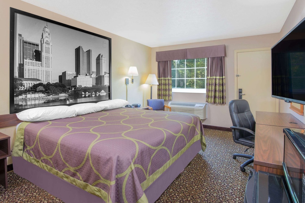 Room, 1 King Bed, Non Smoking - Photo 2