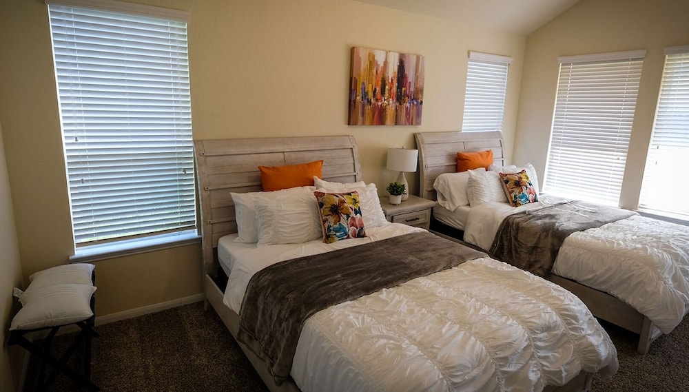 Luxury House, 6 Bedrooms, Non Smoking photo 2