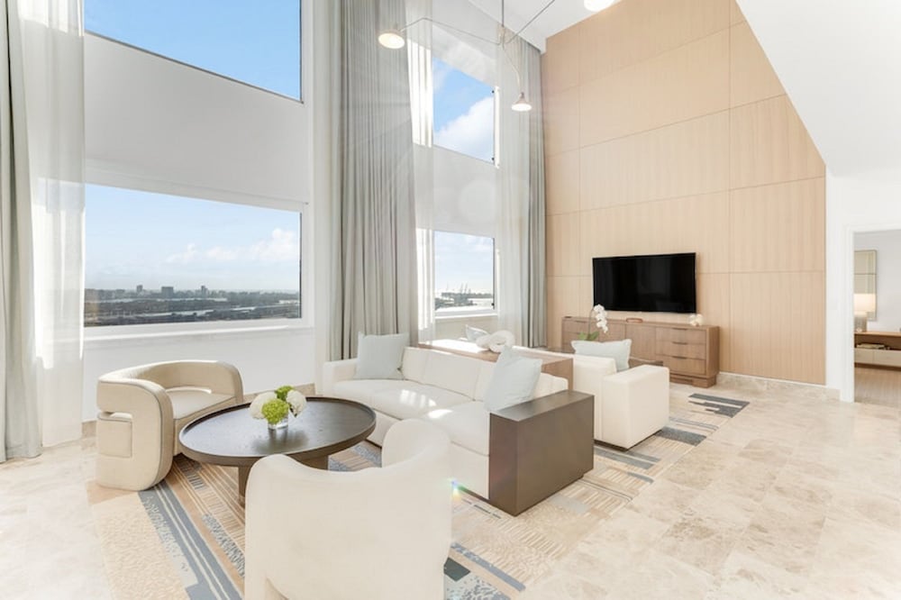 Presidential Suite, 1 Twin Bed