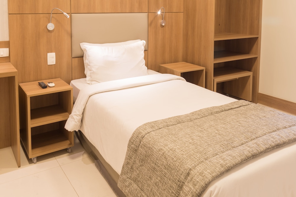 Standard Twin Room - Photo 5