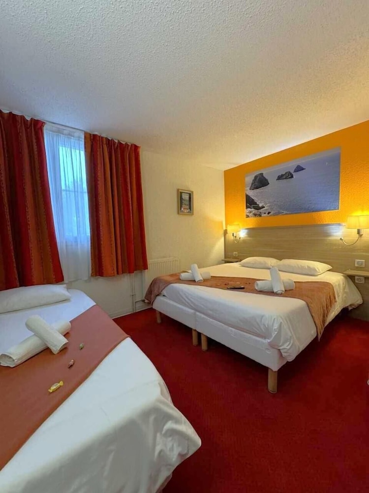 Standard Triple Room photo 2