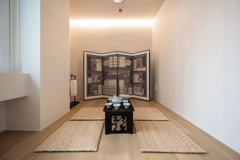 Family Suite, City View