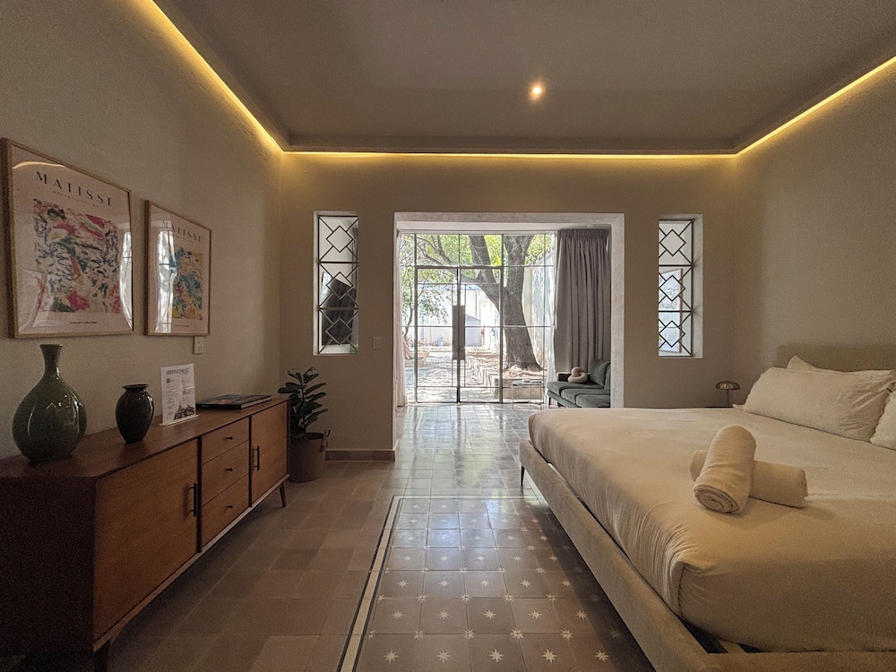 Superior Apartment