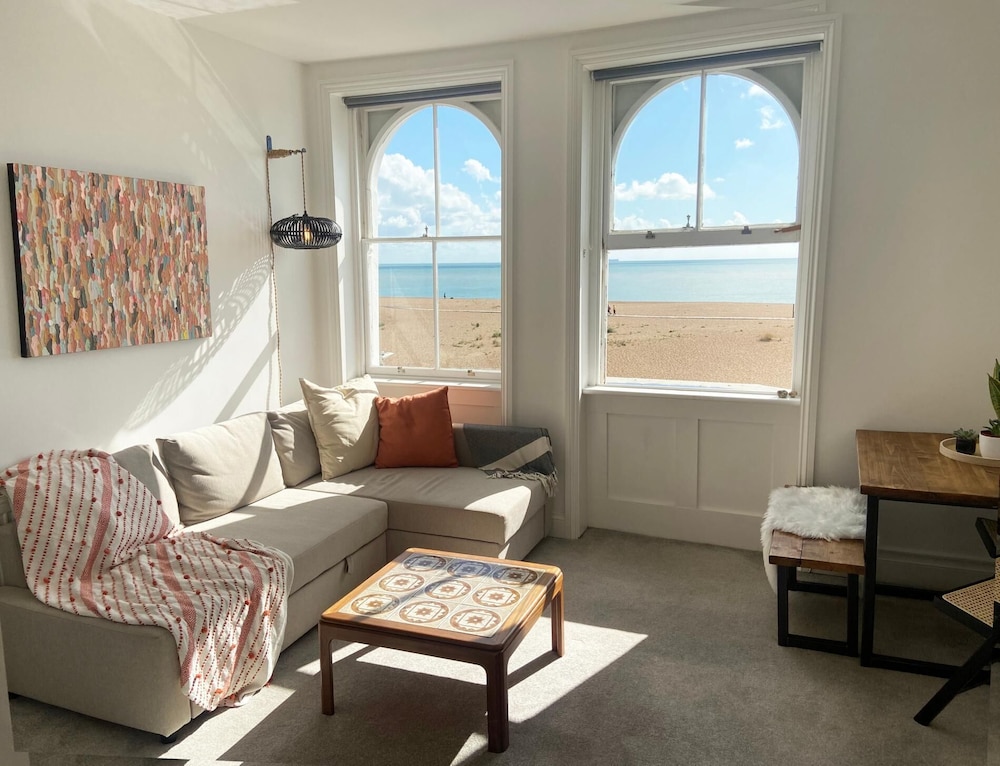 Apartment (2 Bedrooms)