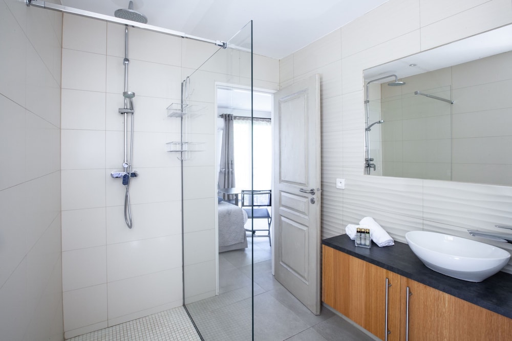 Executive Double Room, Balcony (ROMARIN) photo 2