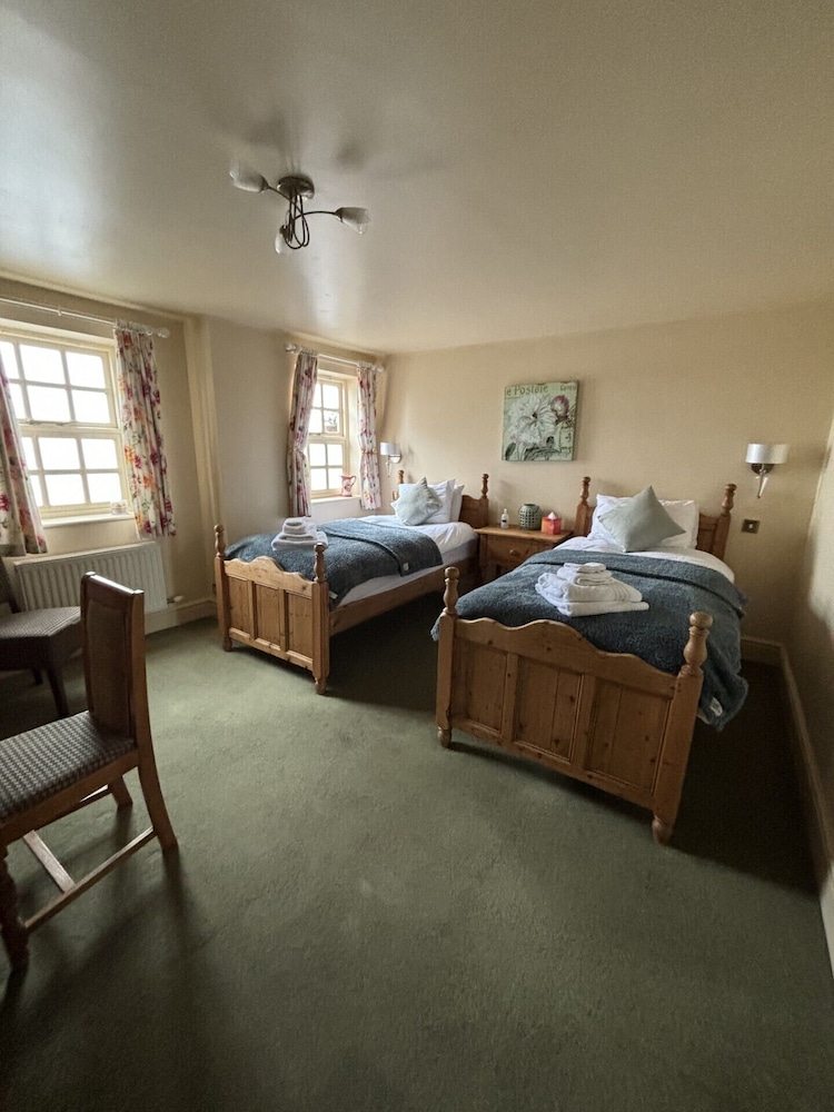 Twin Room, Ensuite - Photo 2
