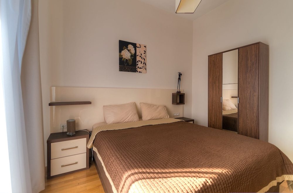 Grand Apartment, 3 Bedrooms, Sea View