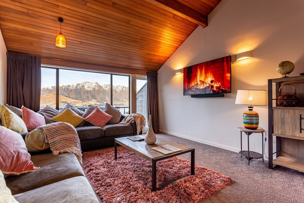 Villa (2 Bedrooms)
