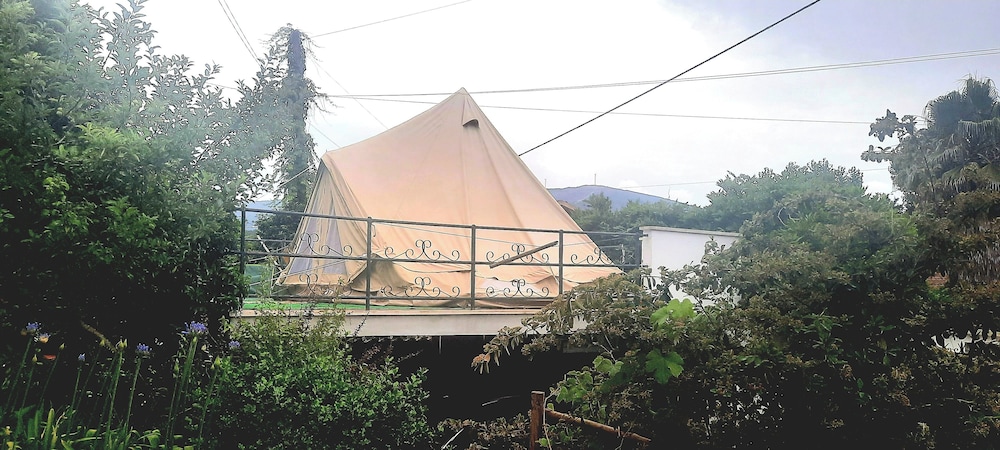 Family Suite, 2 Bedrooms, Non Smoking, Mountain View photo 3