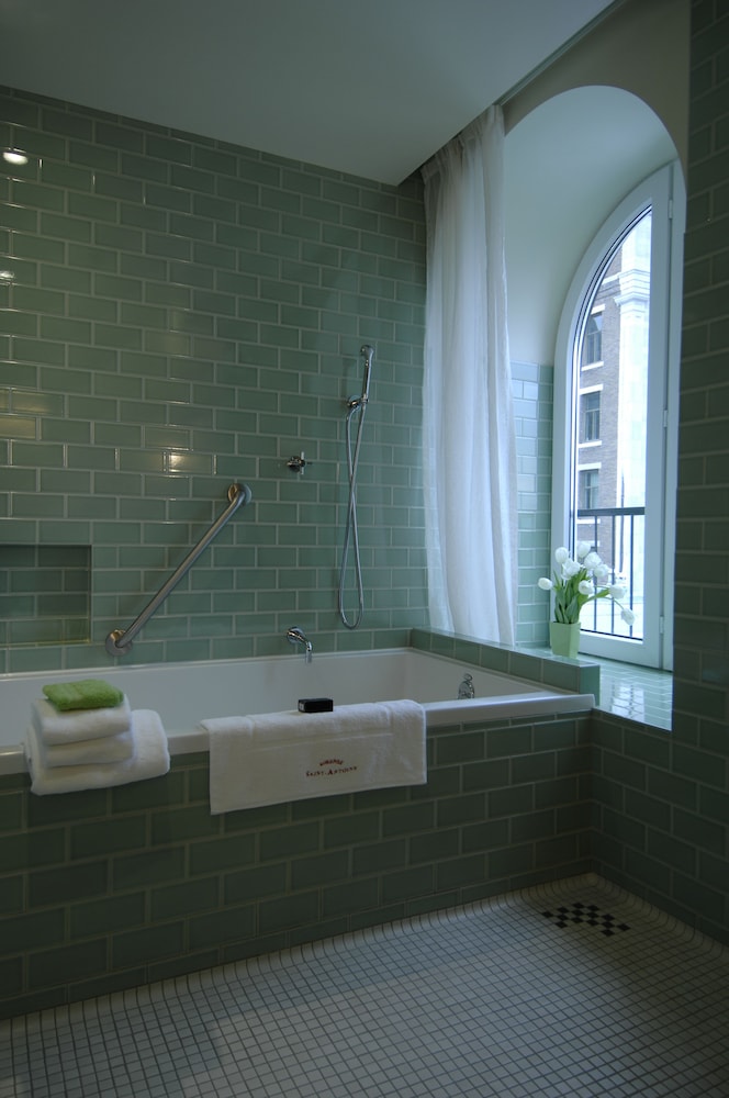 Room, Terrace (Luxe) - Photo 10
