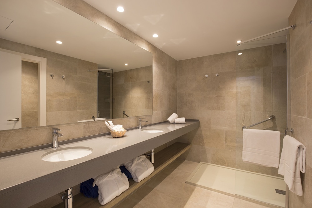 Superior Double Room Single Use (Plus) Superior Double Room Single Use (Plus)