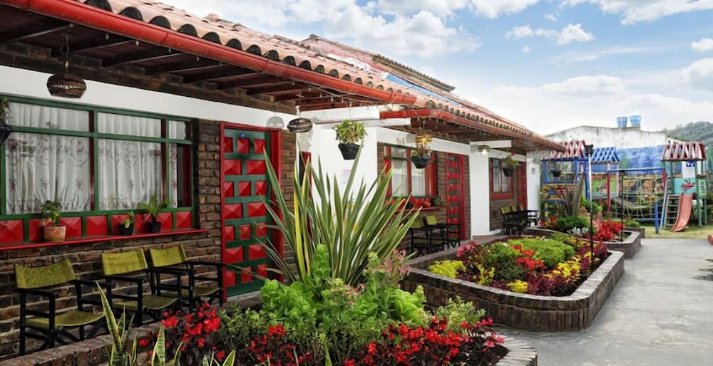 Bungalow photo 2