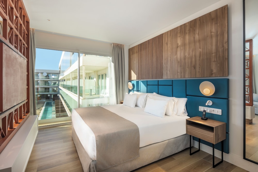 Junior Suite - Photo 1