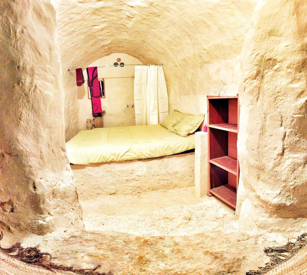 Panoramic Cottage, Multiple Bedrooms, Mountain View photo 2