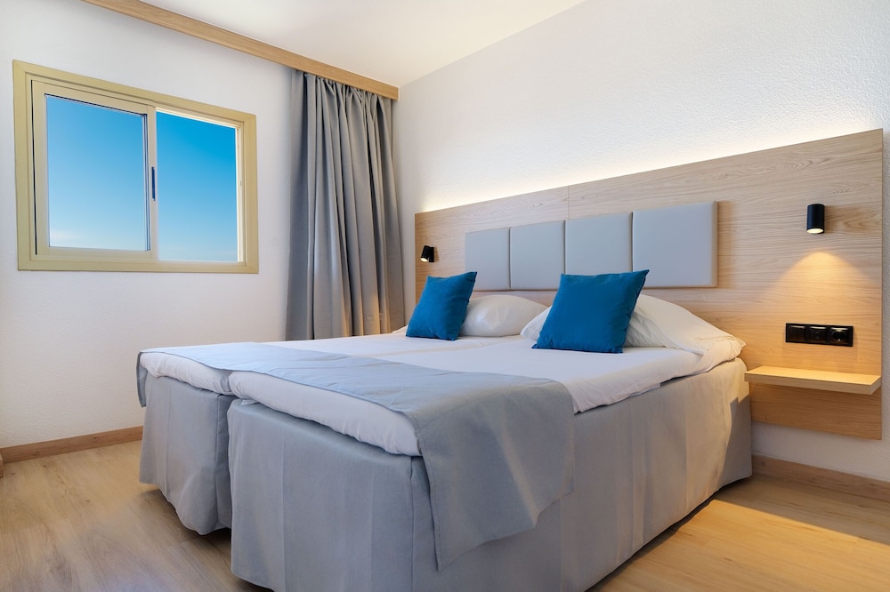 Premium Apartment, 1 Bedroom (2 Adults and 1 Child)