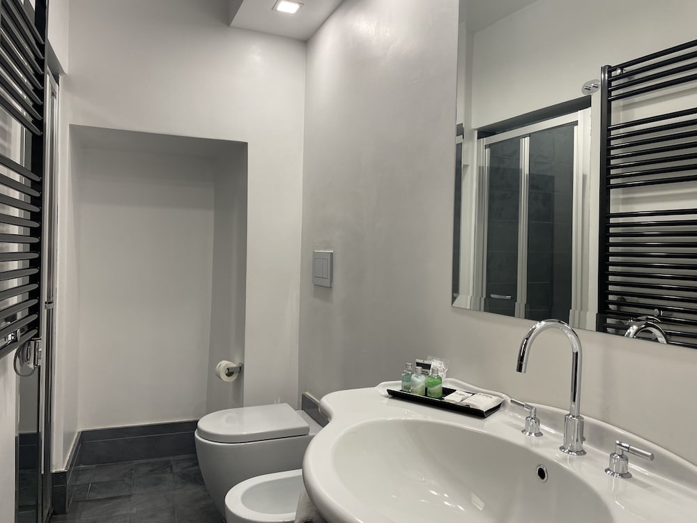 Deluxe Double Room, Kitchen (Palazzo Delle Poste) thumbnail 5